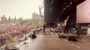 Oh what a night! Cardiff Castle 🏰🏴󠁧󠁢󠁷󠁬󠁳󠁿 Thank you for having us 🙏 We are all currently speechless and feeling extremely grateful for such an incredible reception! ♥️🏴󠁧󠁢󠁷󠁬󠁳󠁿 C’mon Cymru! 🫶 The Spirit of ‘76! 🙌🙌🙌🙌🙌 | The Alarm