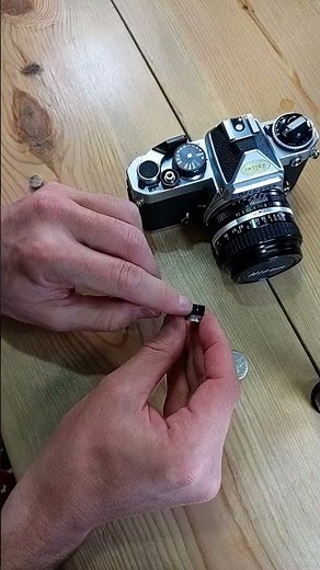 Replace the Nikon FE Battery