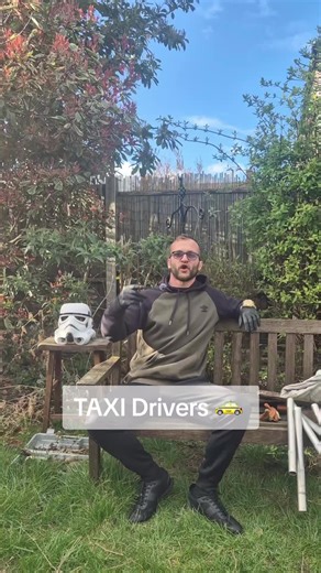 Taxi Drivers Own The Roads 🚕 Top End Ben Talks About Taxi Drivers 👀🚀! #Ben #Benvader96 #ST #Taxi #Driver #TaxiDriver #SpeedBumps #TopEnd #TopEndBen