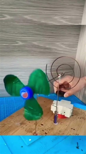 Does This Magnet-Powered Fan Actually Work?