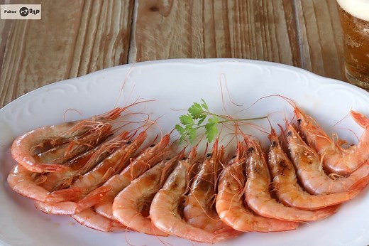 Cómo hacer gambas a la plancha perfectas (con el truco para no manchar nada)