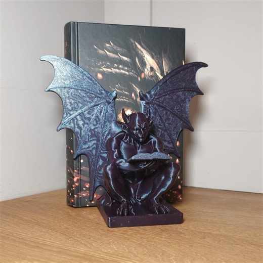 Gargoyle Reading Bookend | 3D Printed Gothic Shelf Decor | Fantasy Figure | Bookish Gift - Etsy