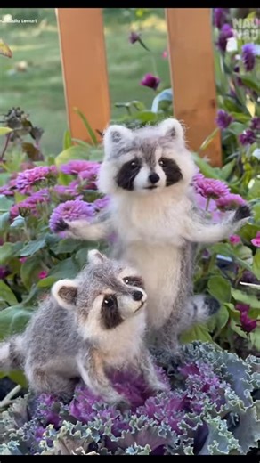Claudia Marie Lenart | Friends forever. Little raccoons celebrate. #needlefelting #needlefeltedanimal #needlefeltedanimals | Instagram