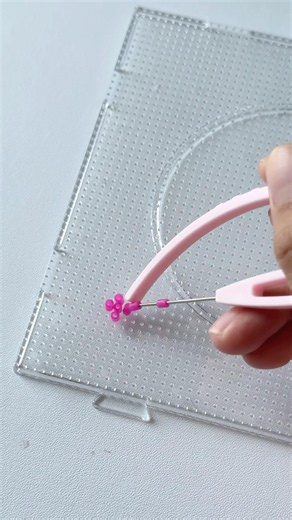 Diy pixel bracelet✨🌱 #creativeprojects #diy #craft