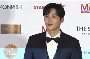34K views · 6.2K reactions | FINALLY!! Kim Seon Ho at the red carpet for the Asia Artist Awards 2022! AHHHHHHHH! Welcome back jagiya! He will be awarded as the Most Popular AAActor for 2022. I'm screaming!! #KimSeonHo | KDRAMA Jagiya | Facebook