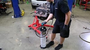 Watch Using OEMTOOLS Manual Fluid Extractors on Amazon Live