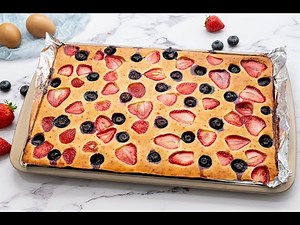 Sheet Pan Pancakes (easy breakfast/brunch recipe!)