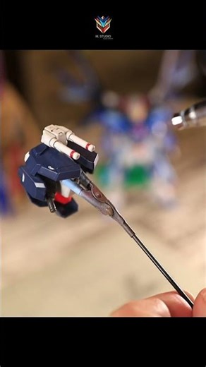 Painting a Gunpla #Gunpla #GunplaPainting #GunplaCustom #Gundam #ModelKit #ScaleModel #CustomPaint