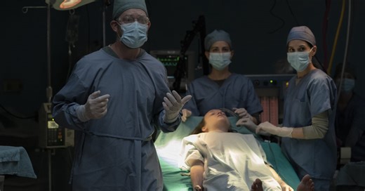 The Last of Us: Craig Mazin on "Part II" Star’s Season 1 Finale Cameo