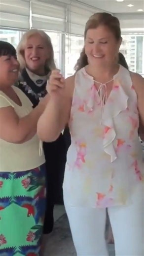 eğlencesiz olmaz! Çat kapi ziyaret Sevda altunsoy ile