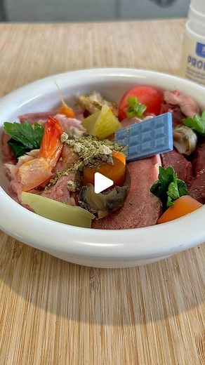 Chefs & Dogs | Dan & Court on Instagram: "Breakfast bowl 🥣 Is breakfast really the most important meal of the day or is it a scam 🧐? 🧡 Joey usually gets fed twice a day, however we like to mixed things up, today just the 1 meal for breakfast ~250grams 🦴 We also like to include whole bones 2-3x a week #feedfreshchallenge #asmr #rawfed #dogs #dogsofinstagram #reels #kelpie #dogdad #chef #recipe"