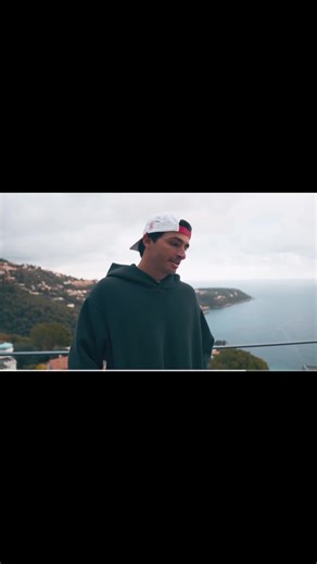 Hahahah rebcca taking carlos woth her 😭😭#rebeccadonaldson #ريبيكا_دونالدسون #carlossainz #اكسبلوررررررر #explore @iamrebeccad12 @carlossainz55 @Atlassian Williams F1 Team