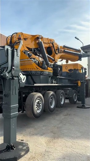 COPMA 3500 | A monster knuckle-boom crane ready to work #Shorts