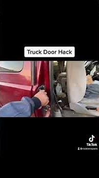 Rear Extended Cab Door Won’t Open Ford F-250 😬😬😬 Quick Fix