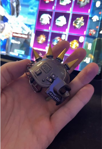 Pubg Inferno Helmet Keychain: Pubg Mobile Accessories