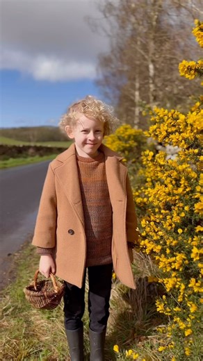 97K views · 1.1K reactions | Arthur 戮 finds and identifies a...