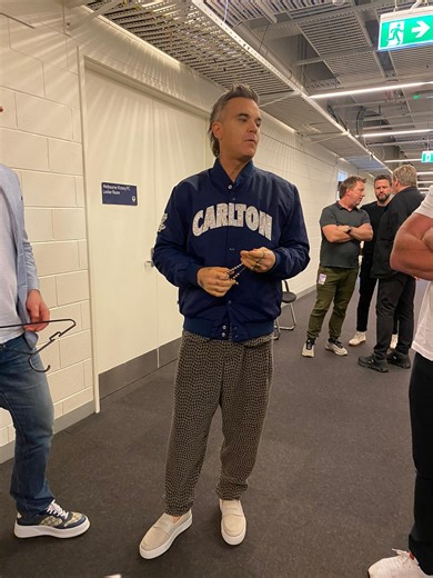 339K views · 6.2K reactions | OFFICIAL CLUB STATEMENT: Robbie Williams. Global Ambassador of the Carlton Football Club. | Carlton Football Club | Facebook