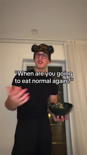 “When are you going to eat normal again?” Normal today means: ultra-processed food, seed oils, sugar, additives, and chemicals your body doesn’t recognize. That’s not normal. That’s normalized dysfunction. Eating real food meat, eggs, fruits, vegetables, real fats isn’t extreme. It’s how humans ate long before chronic disease became common. I’m not eating “abnormal.” I’m just refusing a broken standard. DM me “CHANGE” if you’re serious about taking control of your health with real food, proper t