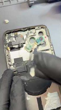 Repairing an iPhone 13 Pro Max (Screen, battery, earpiece speaker, and housing)📱