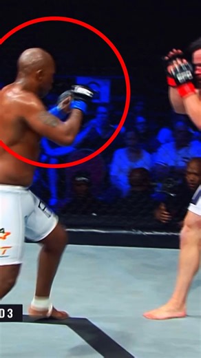 130K views · 824 reactions | The fight IQ! 易 #efc #mma | EFC | Facebook