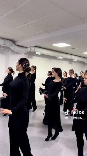 Кавказские танцы: традиции и современные варианты