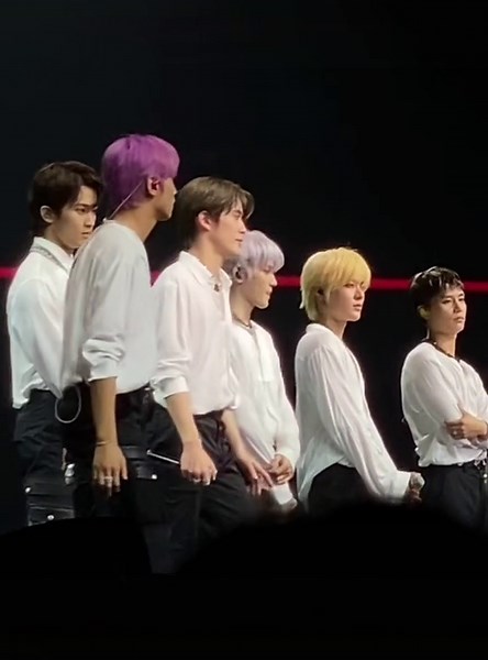 Haechan and Jaehyun's Heartwarming Gesture Towards a Fan Fainting During Live Broadcast