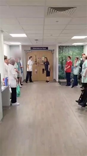 What an exit! We love our traditional clap outs, but they’re even better when patients add their own creative flair. 👏🦽✨ Join us in celebrating this amazing milestone — drop a ❤️ in the comments! #neurorehab #patientsuccess #discharge #goinghome #clapout #hospitaldischarge #rehabunit #RehabLegend #smashedit #achivement #specialmoments | Plym Neuro Rehab Unit