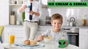 Green Alien Cartoon Novelty Mug: Ceramic Cute Coffee Mugs & Tea Cup, Cool & Unique UFO Shaped Alien Mug for Coffee Lovers Gifts - 17 Oz.