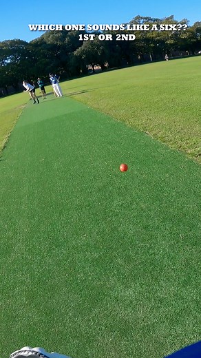 Which one sounds like a MIDDLE? #cricket #cricketlover #cricketer #bats #cricketaustralia #cricketfever #foryou #foryoupage #foryourpage