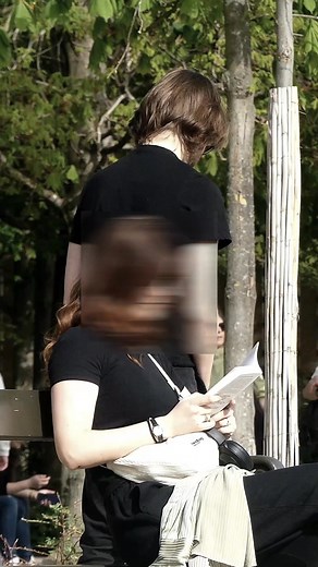 337K views · 2.5K reactions | Faire des rencontres avec un PAPIER ? | Johan Peigneguy | Facebook