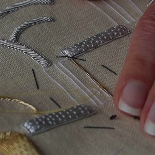 Goldwork is the art of embroidery using metal threads. Using threads that are imitation gold, silver, copper, or coloured allows embroiderers to create metallic surface designs that reflect light and create dazzling effects. Learn Goldwork with us on the upcoming ONLINE-six week Goldwork Class from 19th April - 24th May 2022. This class will cover all the basic techniques of Goldwork, with cut work, passing, padding and practical application. *Online limited space available* #royalembroidery #ro