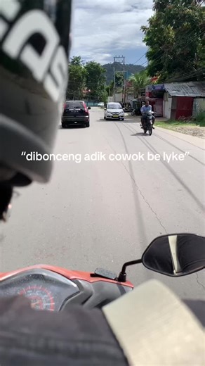 “Ketika di bonceng adik cowok”#haruskah ku mati karenamu_#fyppppppppp