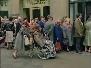 Alternatywy 4 (1983) Odc.1 "Przydział" ...Co dają? Słoninę ale będą kości i boczek...