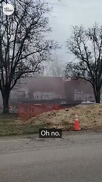 Train derails after smashing into truck carrying 134-foot beam | USA TODAY #Shorts