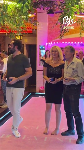 Lydie Denier, Jean-Pierre Castaldi, Antoine de Maximy et David Mora se prêtent au jeu de la pétanque