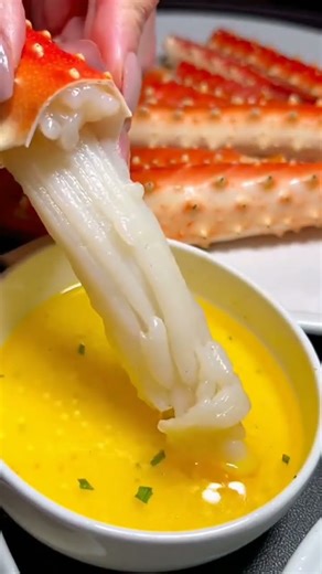 Delicious king crab #asmr #cutecat #viralvideo #viralshorts #shortvideo