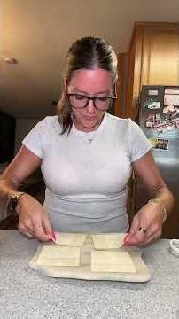 How to make homemade pizza rolls 🍕 #pizza #quickrecipe