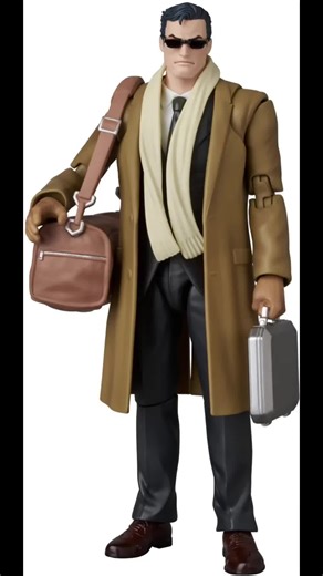 New from Medicom. Mafex Bruce Wayne (Batman: Hush Ver.) #medicom #mafex #dc #dccomics #batman