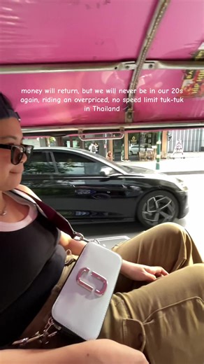 🥹💗#bangkok #tuktuk #thailand