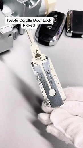 4.4K views · 24 reactions | #dorykey #locksmith #locksmithlife #locksmithservice #locksmithguy #locksmithtool #locksmithtools #lishi #2in1 | Dorykey TheLocksmith | Facebook
