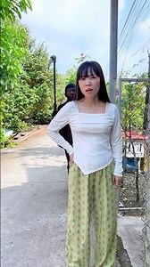 Ai đứng kế mẹ kìa #funny #shorts