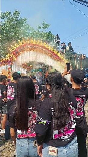 meriah woo, karnaval alasdowo. #soundhoreg #soundsystem #soundkarnaval #soundviral #karnavalsound