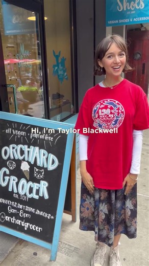 Classic NYC deli flavor, but make it 100% plant-based. 🌱🥪 Founded by sisters Sara and Erica Kubersky, Orchard Grocer was born from a passion for compassionate food and conscious living. Building on their success as co-founders of MooShoes, Sara and Erica created a beloved neighborhood staple that reimagines iconic New York flavors. Whether you’re grabbing a signature sandwich or picking out a pair of vegan shoes, Orchard Grocer and MooShoes is built on a foundation of compassion and community.