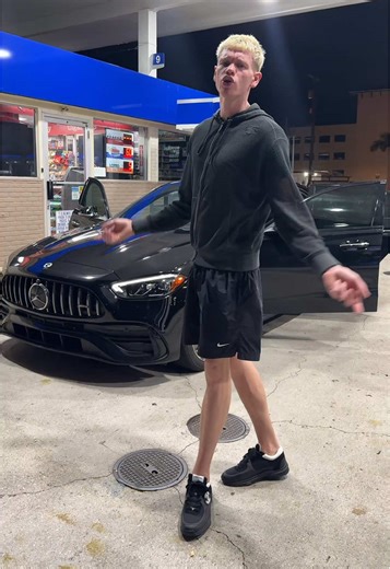 Benz Beamers and Custom Jeans in Miami