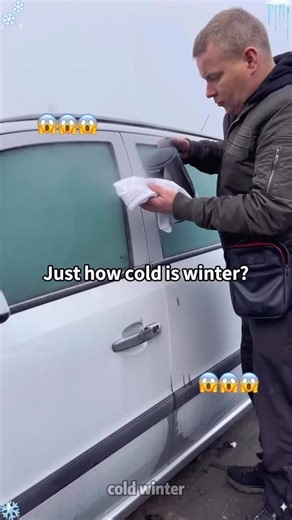 🇺🇿 on Instagram: "日本正在利用城市中的空气流动来发电，这种技术被称为 风能通道发电系统。这种系统通常安装在立交桥下、道路两侧以及地铁入口等空气流动频繁的区域。当车辆高速经过或人群在地铁中移动时，会产生强烈的气流，这些气流被引入通道内部，推动微型风力涡轮机旋转，从而产生电能。 这些涡轮机即使在非常微弱的风速下也能高效运转。因此，无论是汽车行驶、火车经过，还是人们日常走动产生的空气流动，都可以成为持续的能源来源。单个风能通道每天产生的电量足以支持道路照明、监控设备、地铁指示牌以及各种感应系统的运作。 在东京和大阪的试点项目中，这项技术展现出良好的稳定性和节能效果。专家表示，如果将风能通道与太阳能板和储能装置结合，未来的城市交通枢纽将能实现部分能源自给，大大减少对传统电力的依赖。 这种技术将城市中原本被浪费的空气动力转化为可再生能源，为智慧城市与绿色交通的发展带来新的可能，是未来可持续能源的重要方向。 #日本 #知识 #事实 #你知道吗 #推荐 科技 创新 历史 技术 实验 热门"