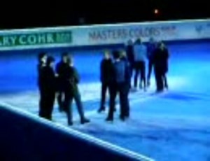 リンクサイドに集う男達＋乙女2