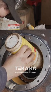 82K views · 644 reactions | Use Loctite 515! Silcone goes on bathtubs! #bluecollar #mechanic #dieselmechanic #tools #heavyequipment #trades | TekamoHD Heavy Equipment Services | Facebook