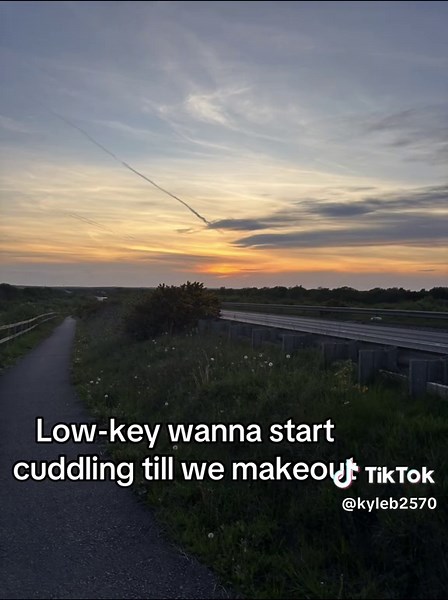 Cuddling and Making Out: The Perfect Relationship Moments