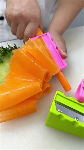 Creative Cold Dish Art: Unexpected Vegetable Cutting Hacks For Heartfelt Cooking