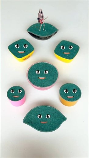 Oddly Satisfying Kinetic Sand Faces Crushing | Cute Shapes Hammer Smash ASMR #shorts